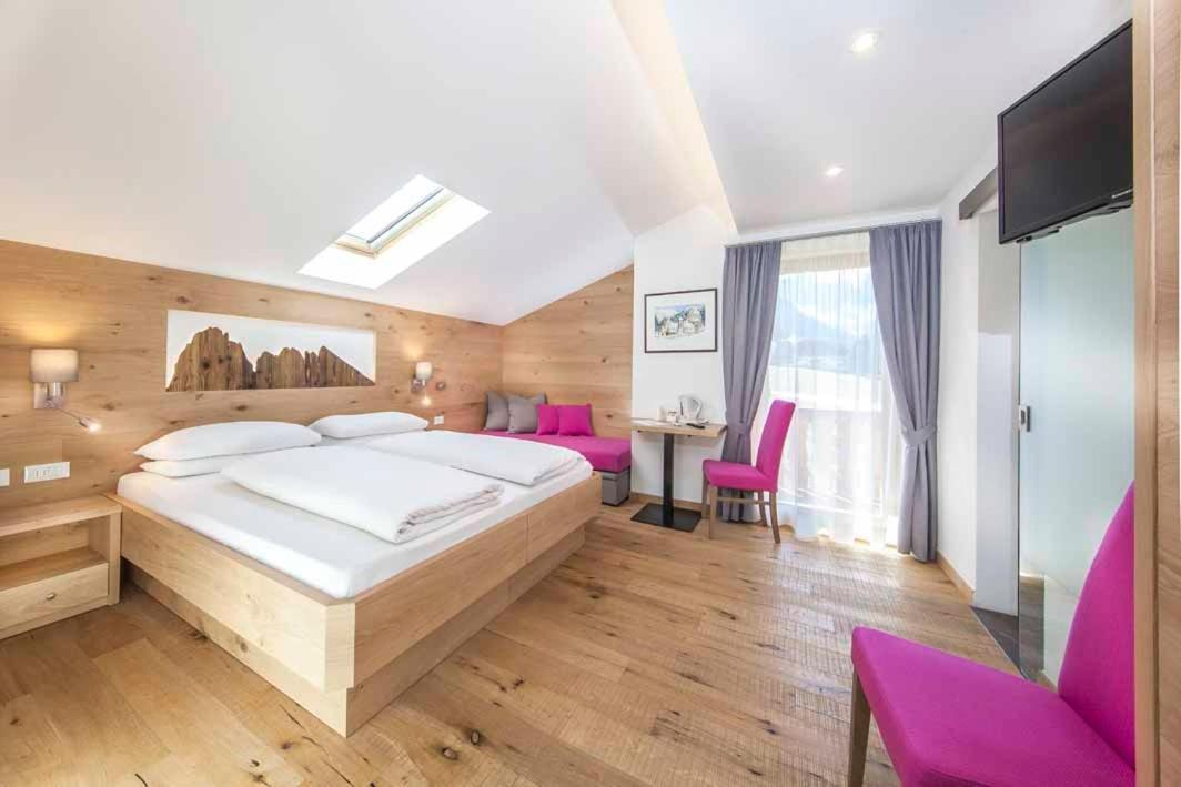 Hotel Garni Morene Selva di Val Gardena Luaran gambar
